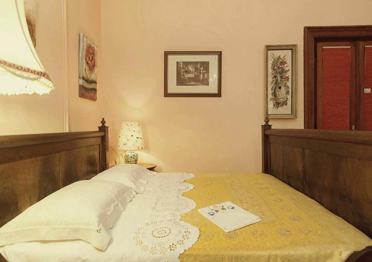 Couette-café Atmosfere Del Centro Storico 3*
