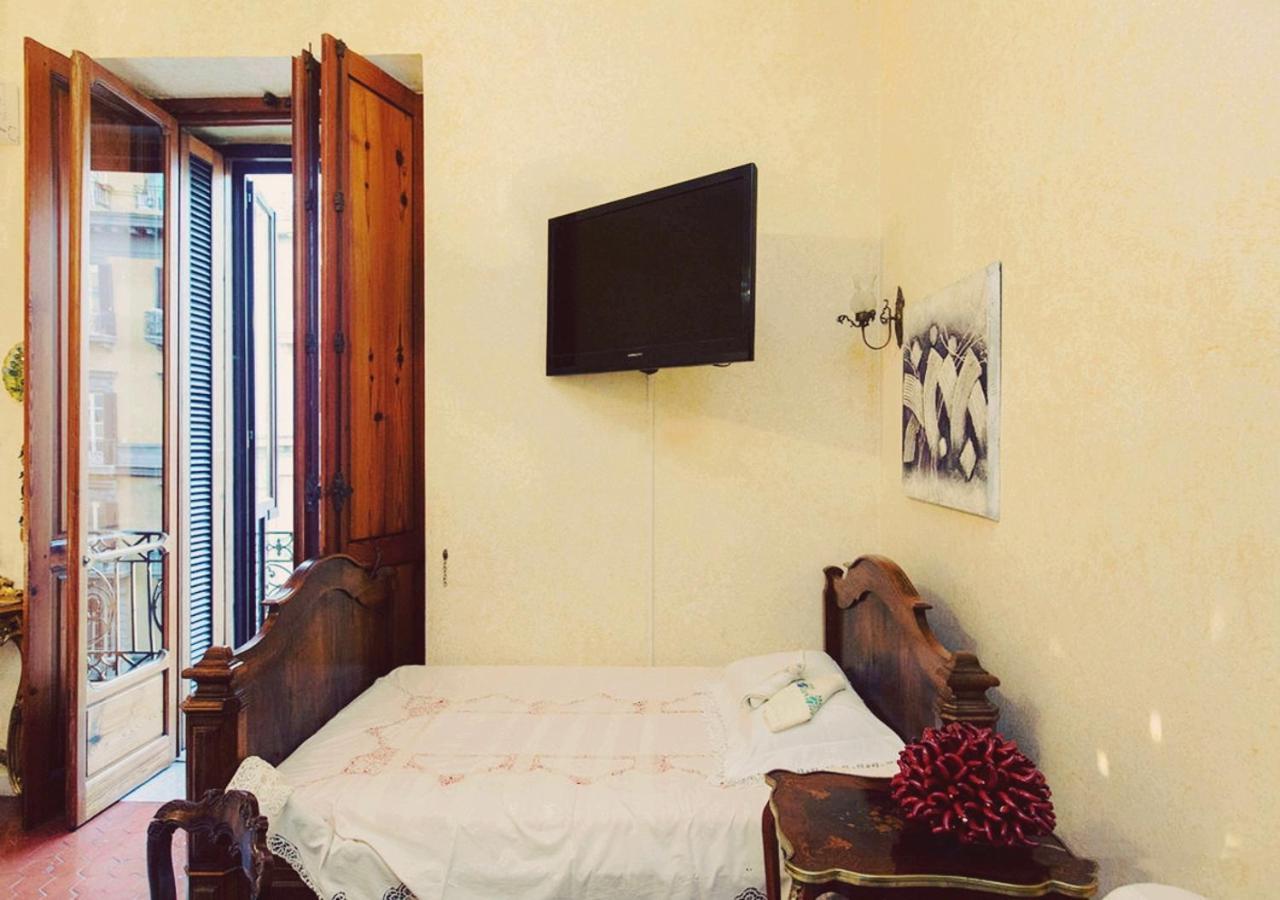 Couette-café Atmosfere Del Centro Storico Naples