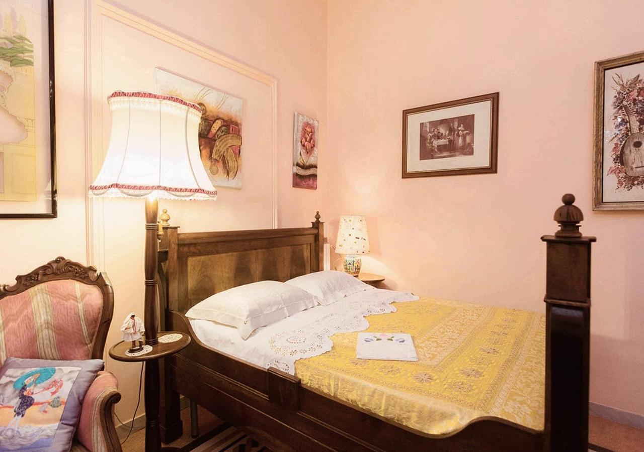 Couette-café Atmosfere Del Centro Storico Naples