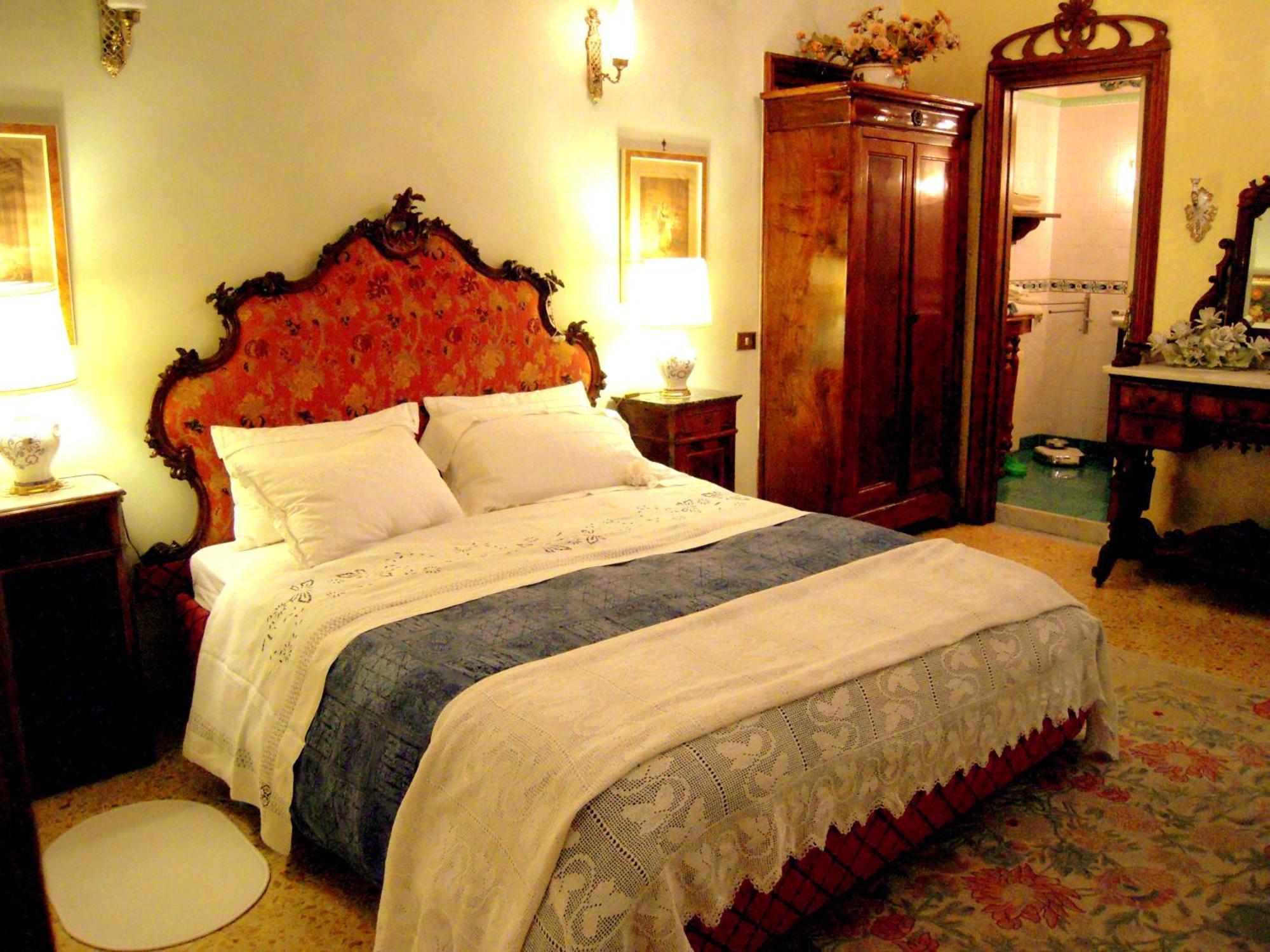Couette-café Atmosfere Del Centro Storico 3*