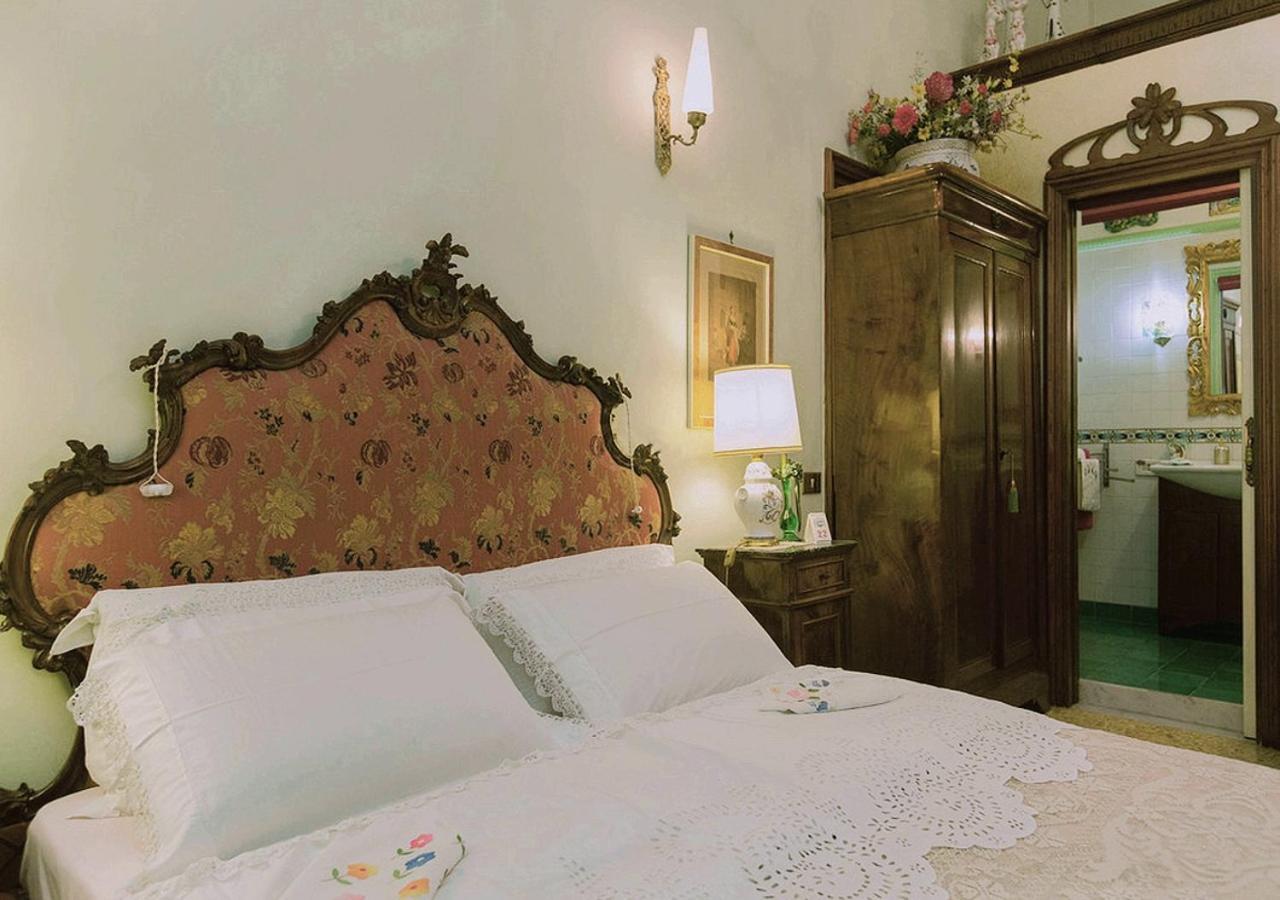 Couette-café Atmosfere Del Centro Storico 3*