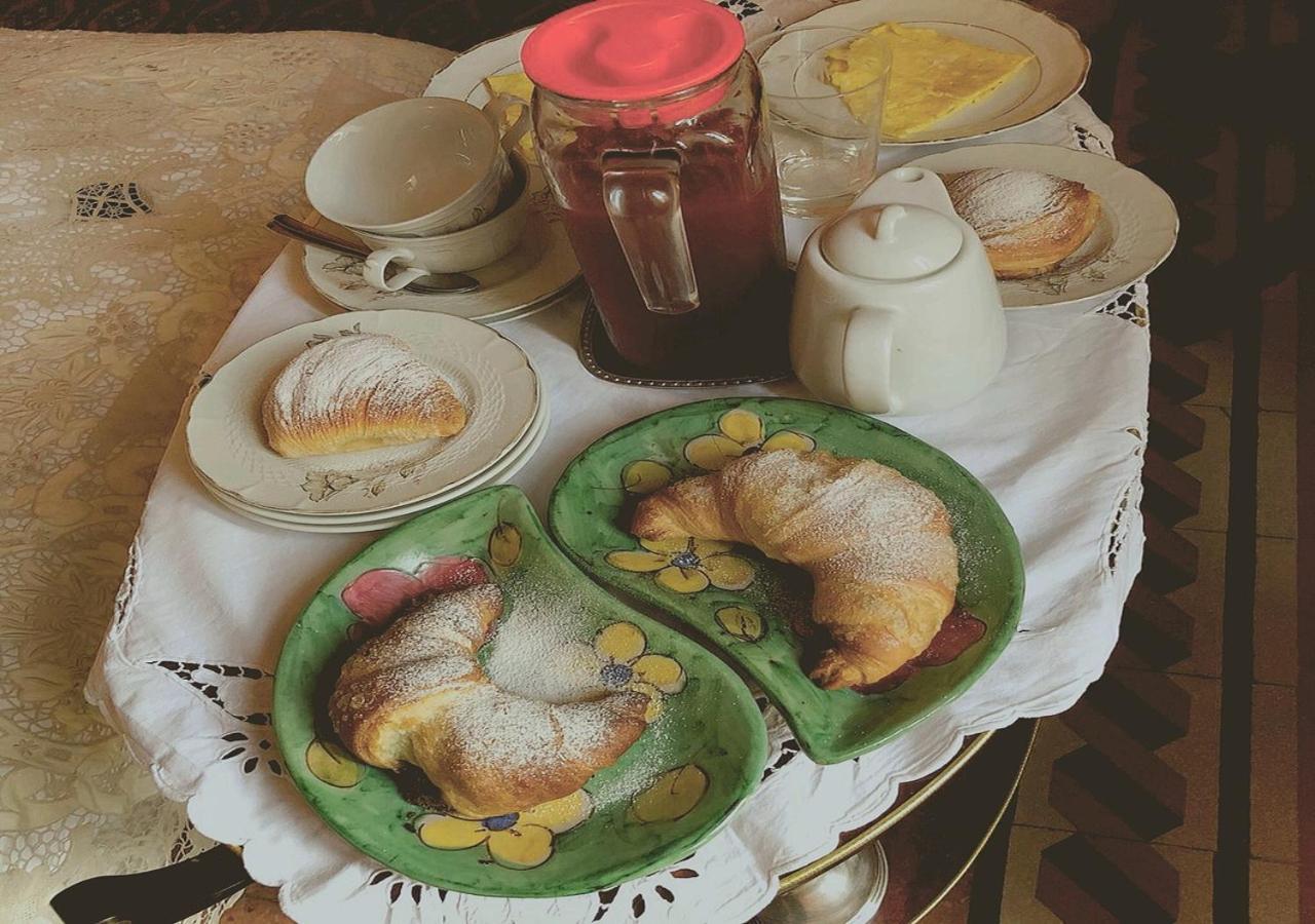 Bed & Breakfast Atmosfere Del Centro Storico Napels